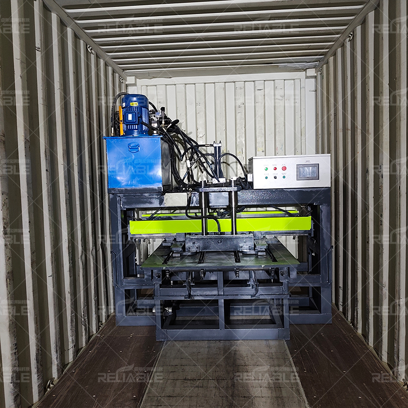 Our engineer inspect PV dismantling machine before container shipment